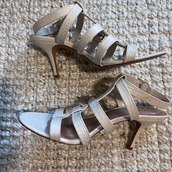 Vince Camuto Bivenya Heel Sz 10.5M - Picture 5 of 5